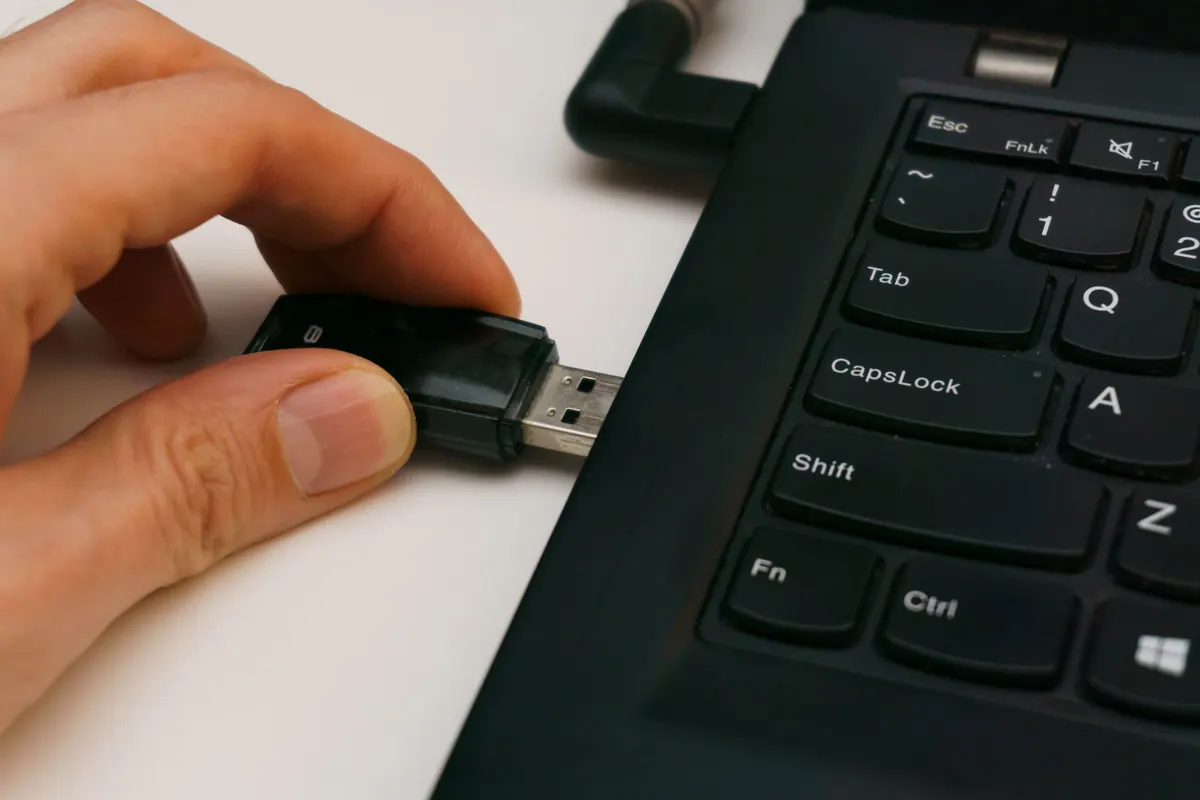 How to Encrypt a USB Drive with VeraCrypt: Step-by-Step for Beginners